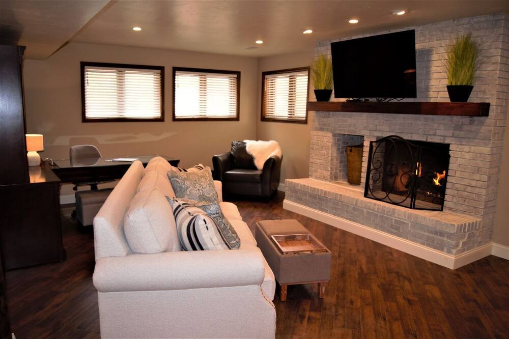 Photo of Livingroom in Ken Caryl Ranch Plains