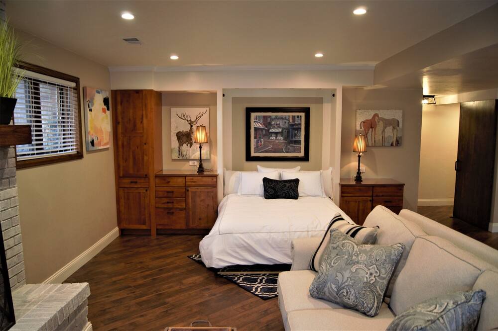 Photo of Bedroom in Ken Caryl Ranch Plains