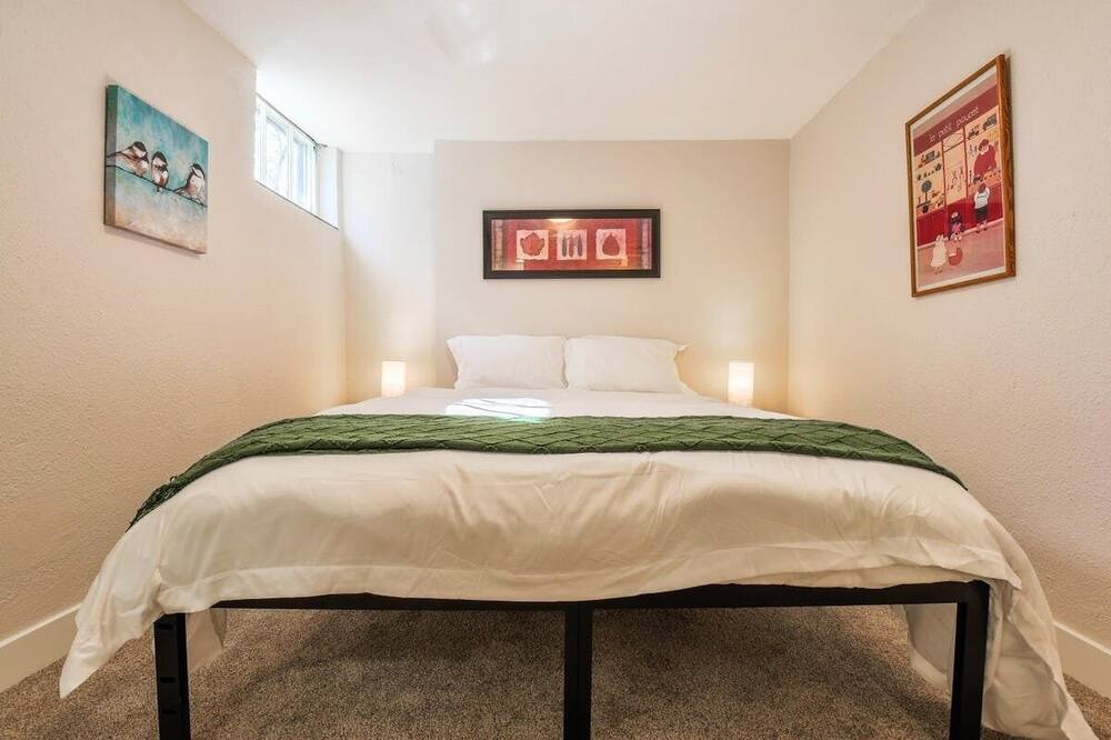 Photo of Bedroom in University