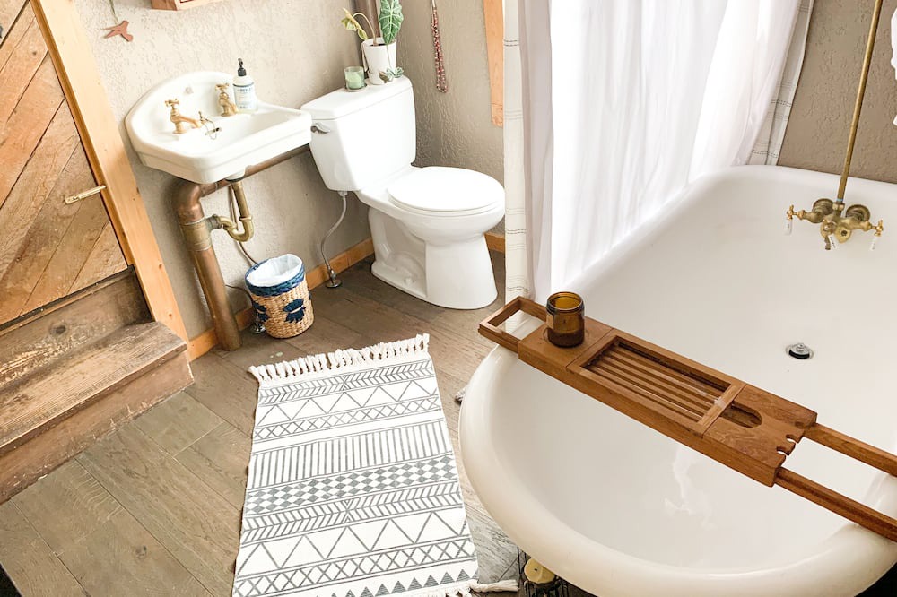 Photo of Bathroom in Brush Creek Village