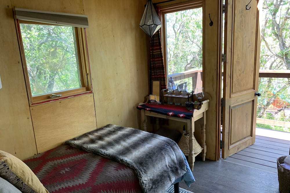 Photo of Bedroom in Brush Creek Village