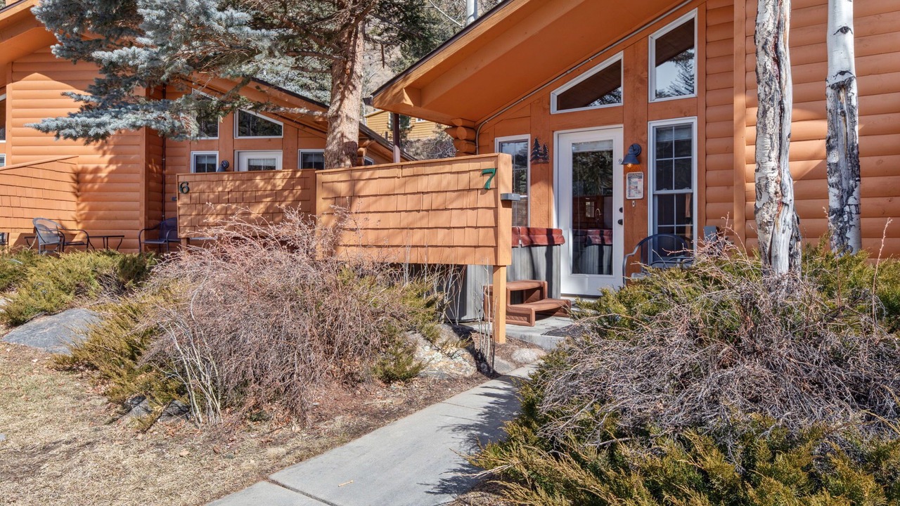 Photo of Outdoor in Fall River Estates