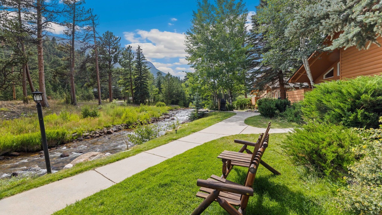 Photo of Outdoor in Fall River Estates