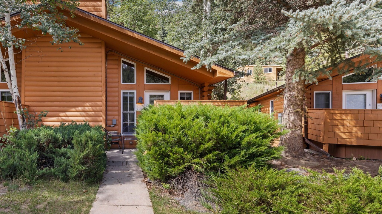 Photo of Outdoor in Fall River Estates