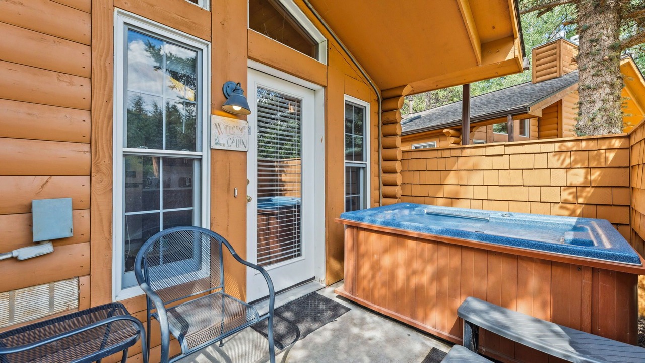 Photo of Outdoor in Fall River Estates