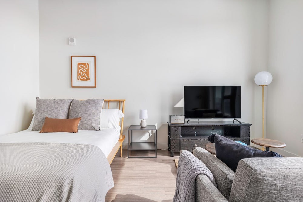 Photo of Bedroom in River North Art District