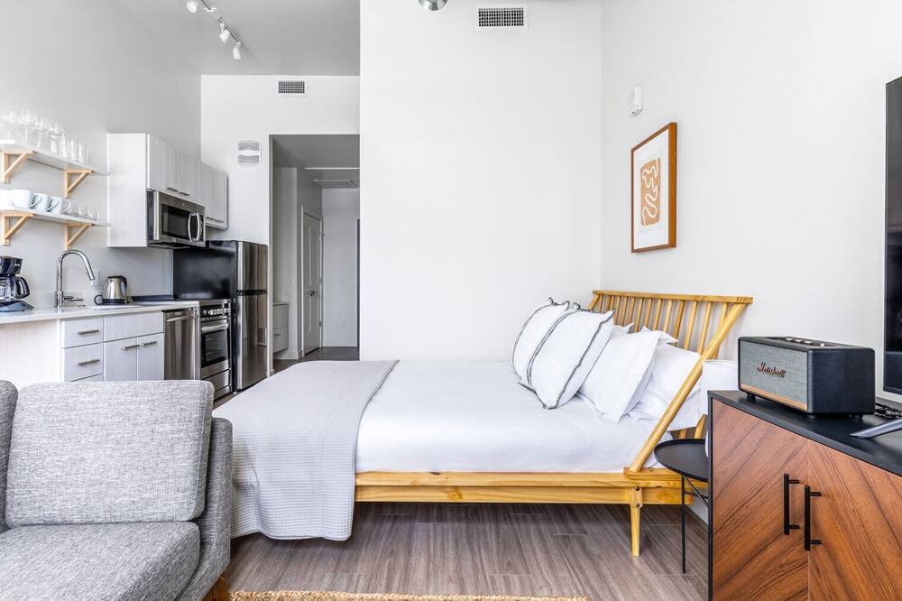 Photo of Bedroom in River North Art District