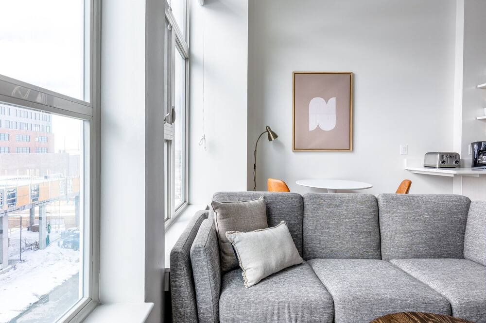 Photo of Livingroom in River North Art District