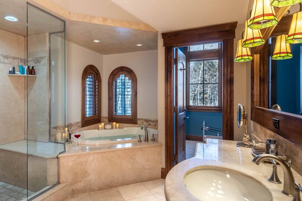 Photo of Bathroom in Cordillera