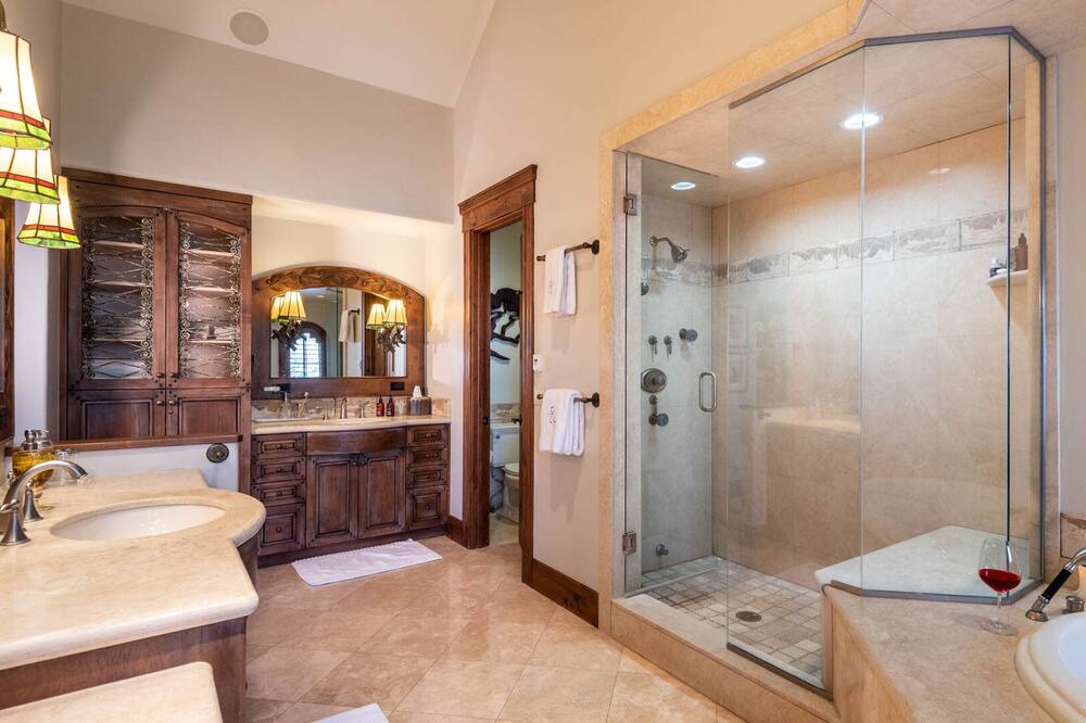 Photo of Bathroom in Cordillera