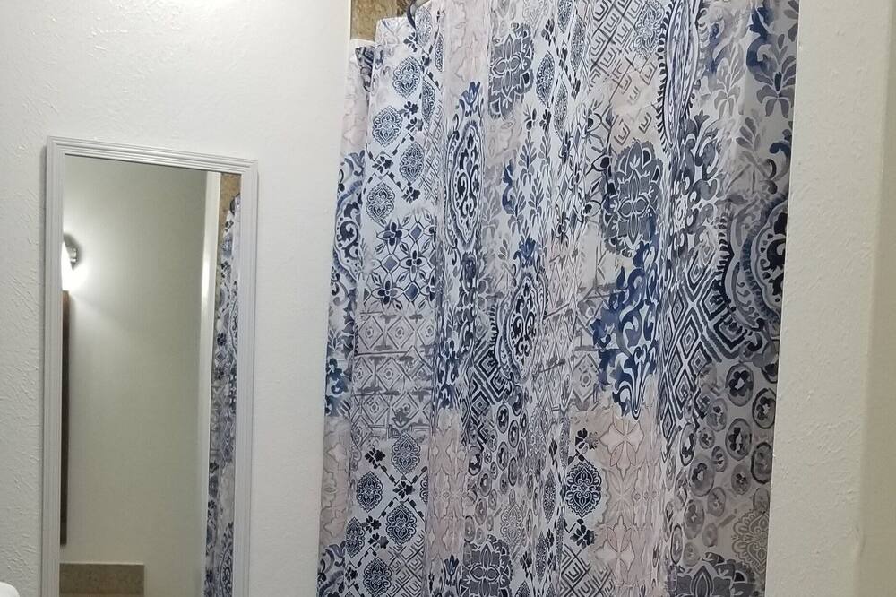 Photo of Bathroom in Thornton