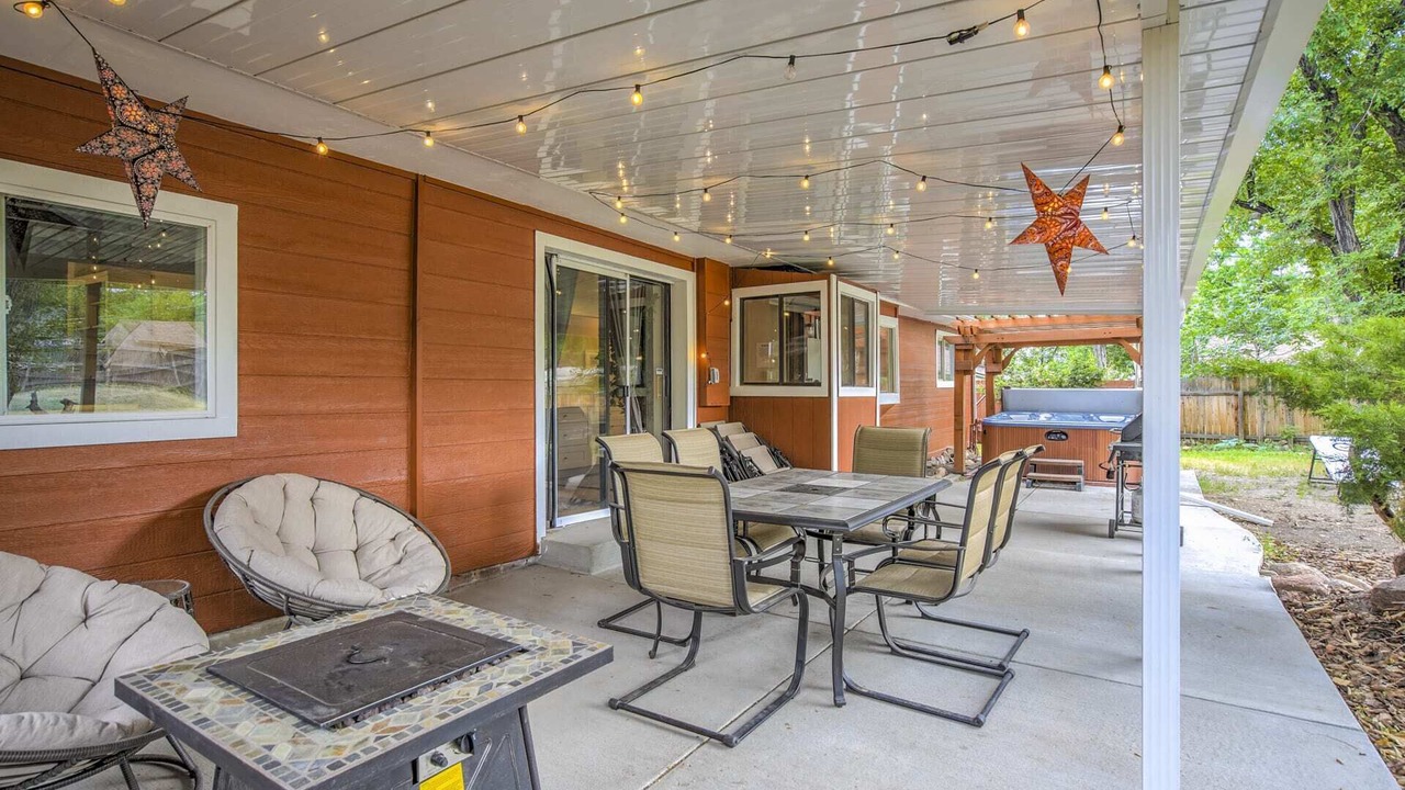 Photo of Patio Balcony in Skyway