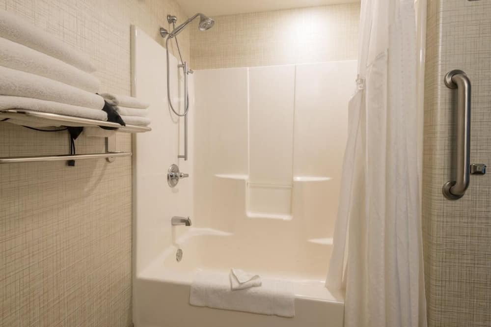 Photo of Bathroom in Wheat Ridge