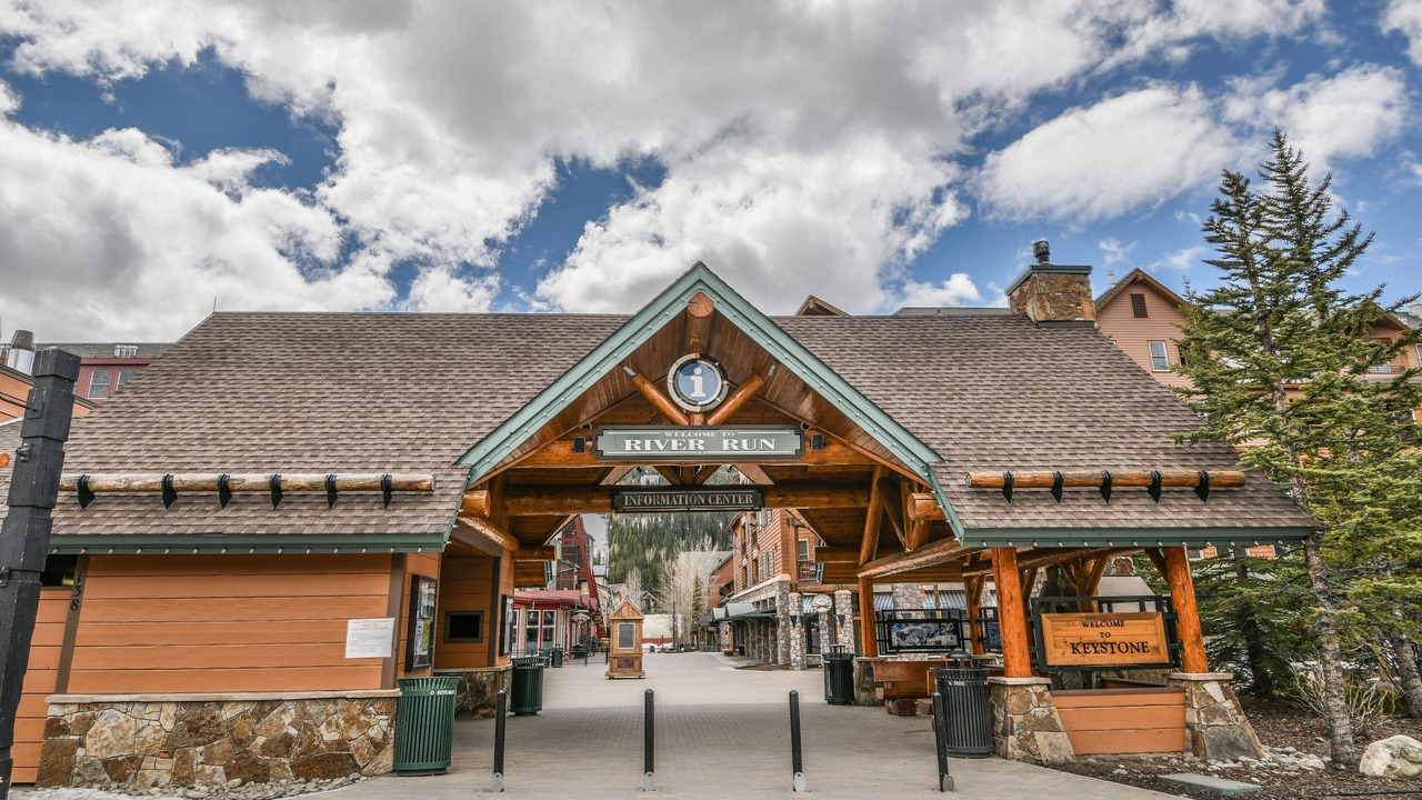 Photo of Outdoor in River Run