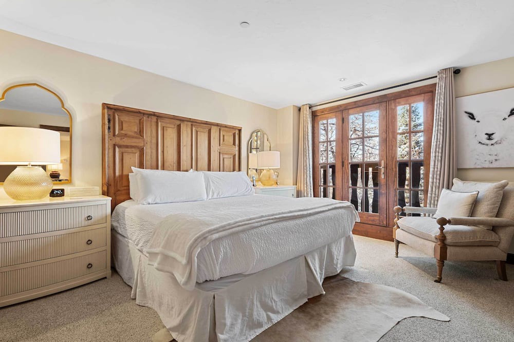 Photo of Bedroom in Avon
