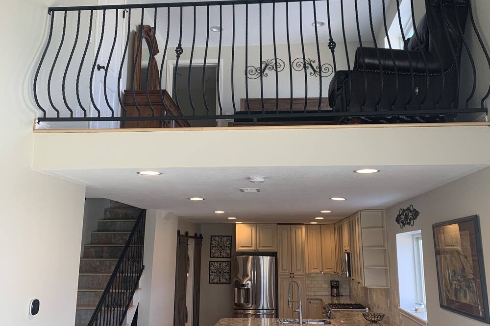 Photo of Livingroom in Larkspur