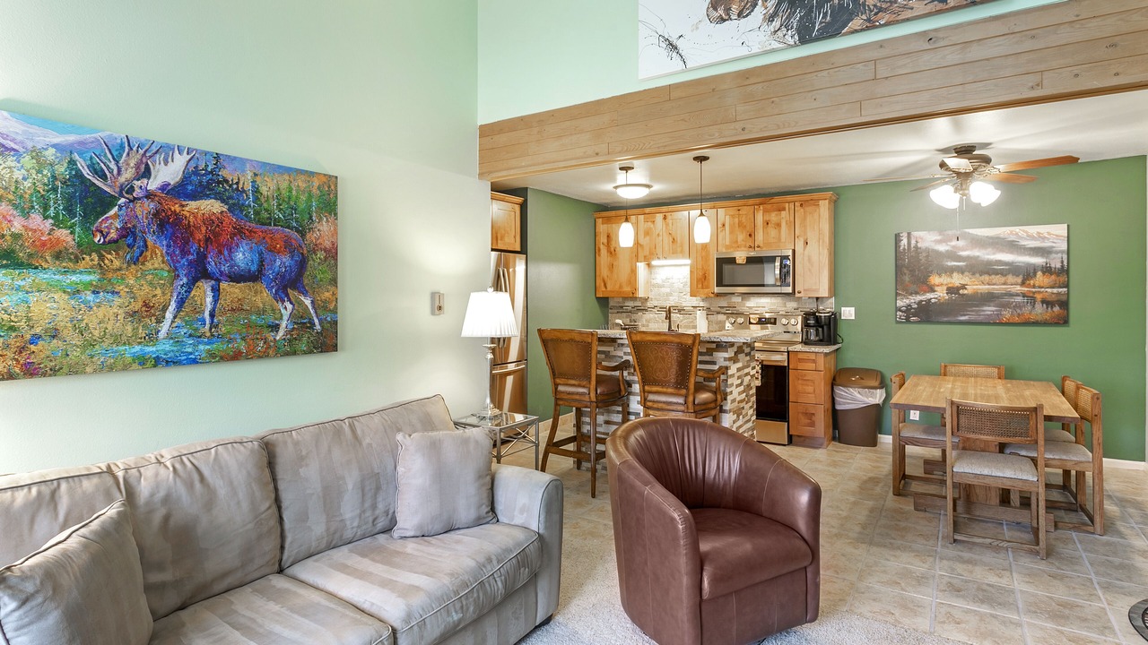 Photo of Livingroom in Avon