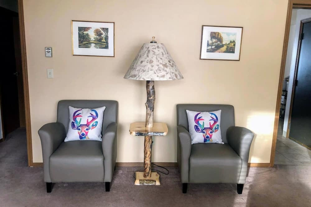 Photo of Livingroom in Lake City
