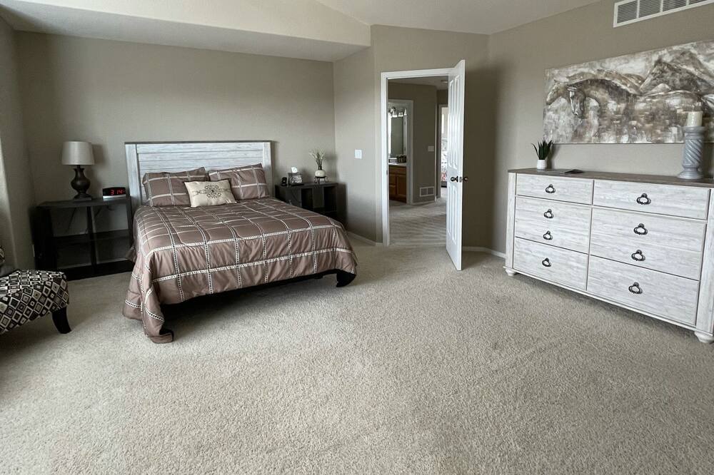 Photo of Bedroom in Canterberry Crossing