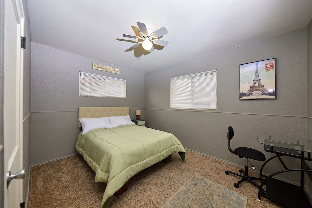 Photo of Bedroom in Jewell Heights - Hoffman Heights