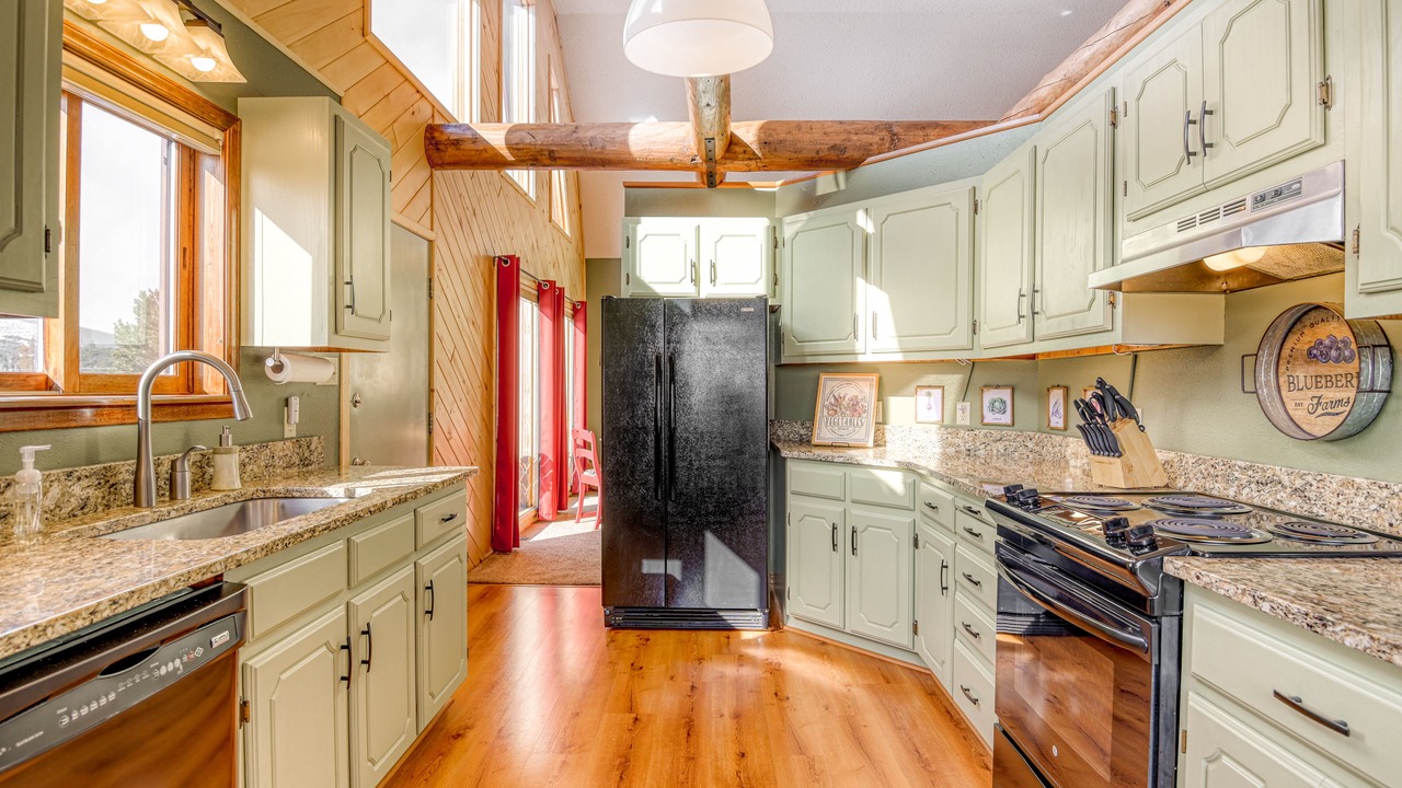 Photo of Kitchen in Alpine Village