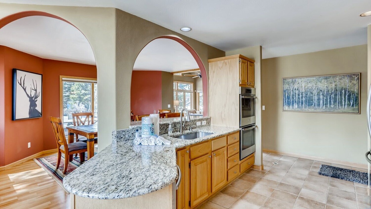 Photo of Kitchen in Three Peaks