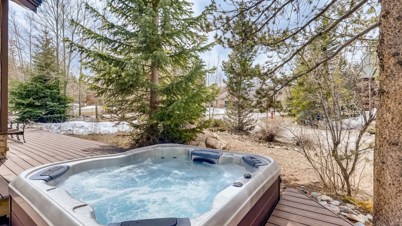 Photo of Outdoor in Three Peaks