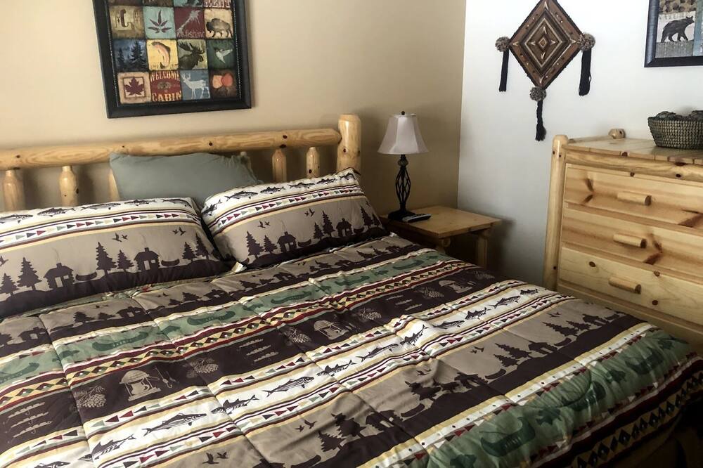 Photo of Bedroom in Lake City