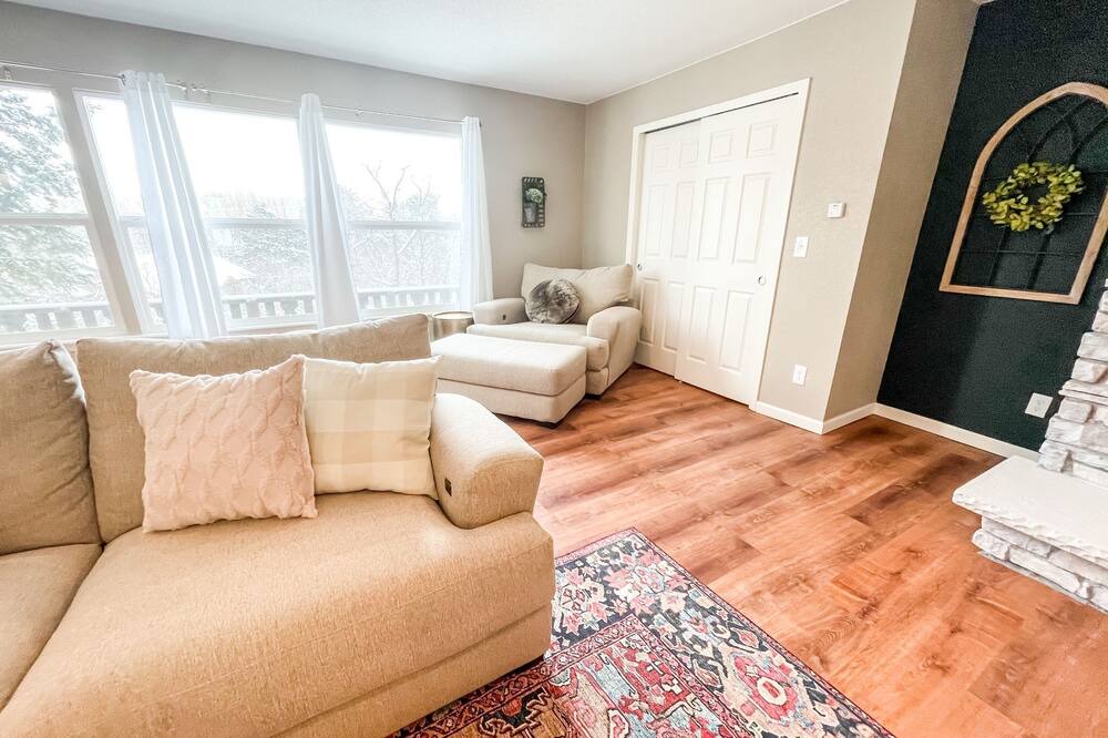 Photo of Livingroom in Palmer Lake