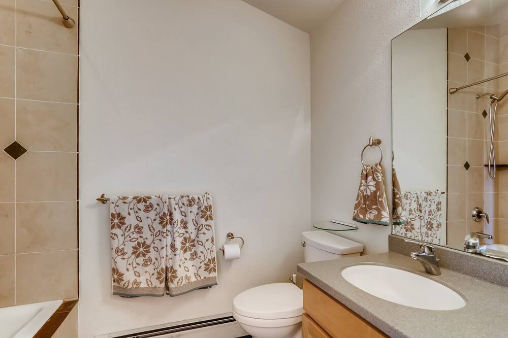 Photo of Bathroom in Newlands
