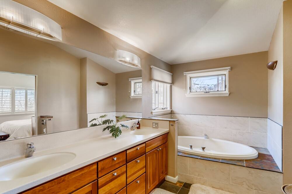 Photo of Bathroom in Newlands