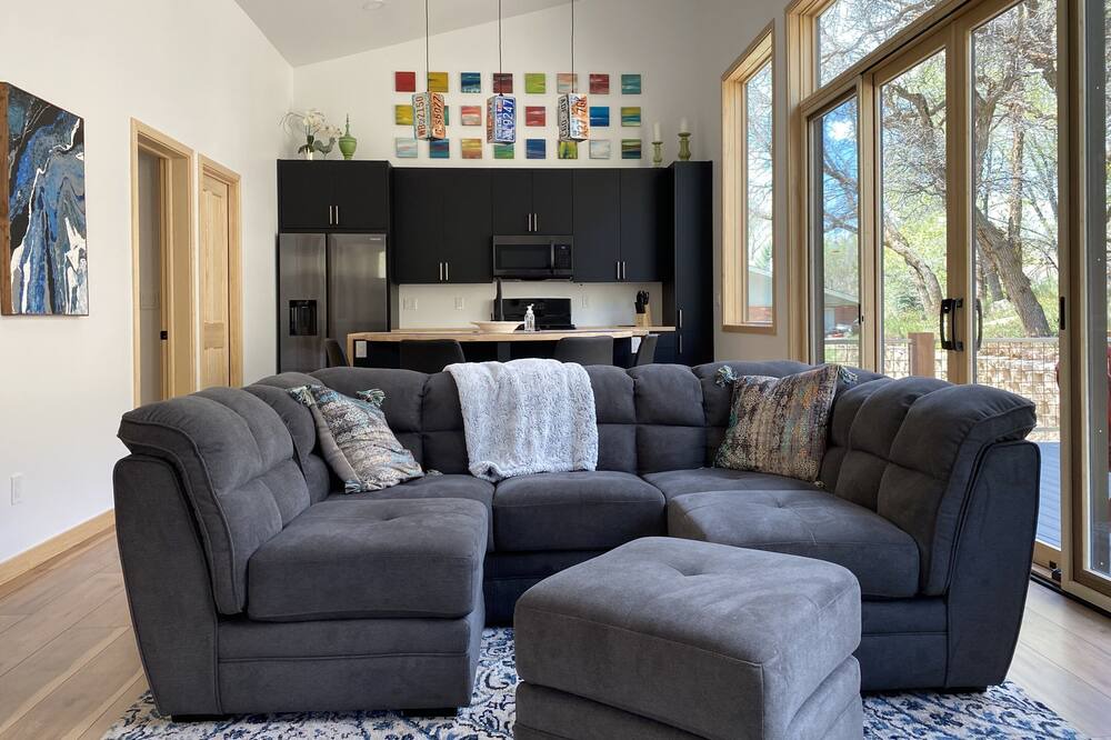 Photo of Livingroom in New Castle
