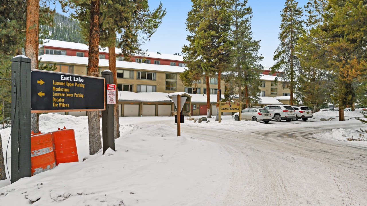 Photo of Outdoor in Lakeside Village