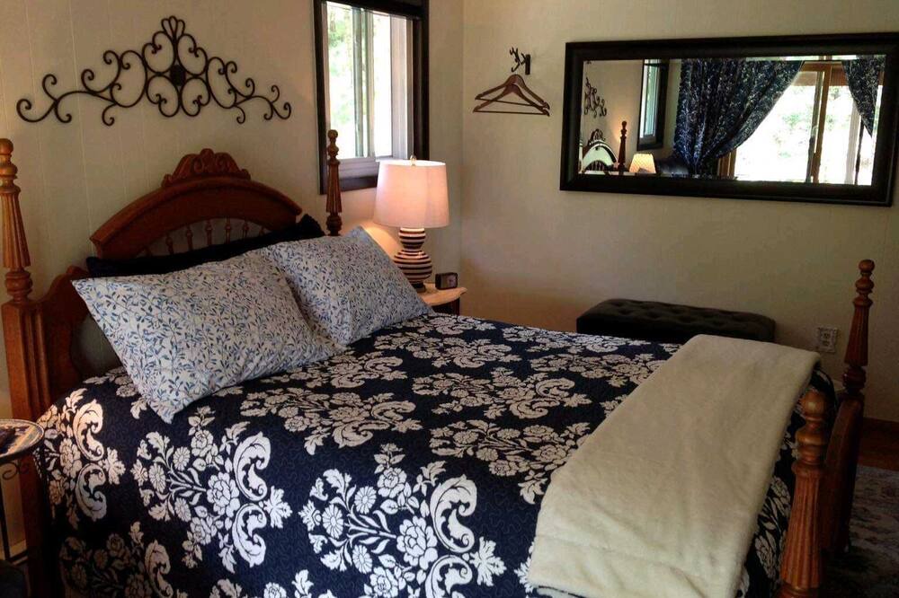 Photo of Bedroom in North Central Evergreen