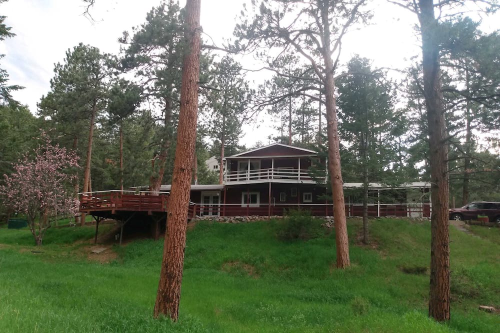 Photo of Outdoor in North Central Evergreen
