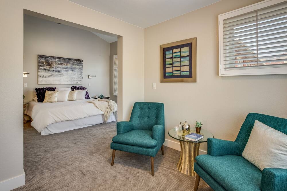 Photo of Bedroom in Newlands