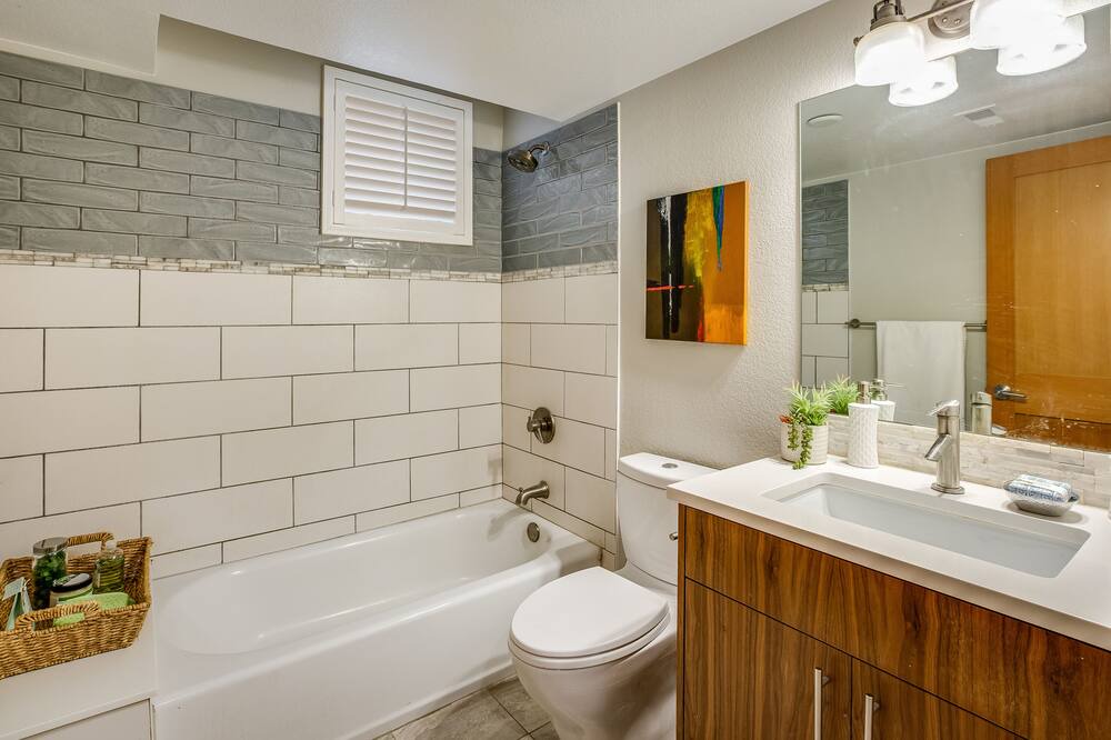 Photo of Bathroom in Newlands