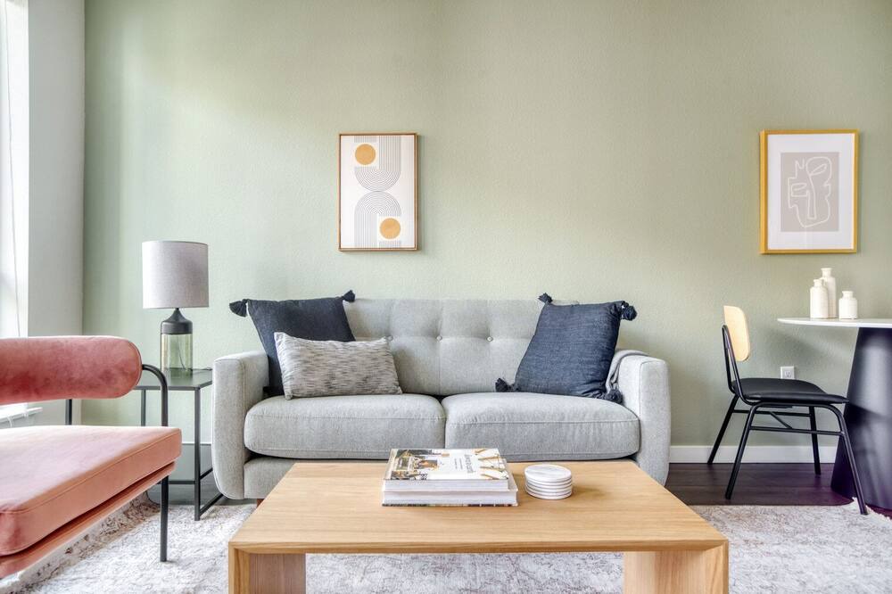 Photo of Bedroom in Uptown