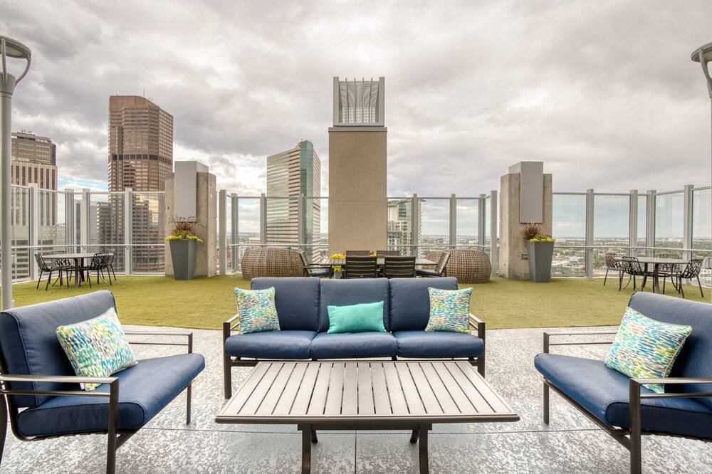 Photo of Outdoor in Uptown