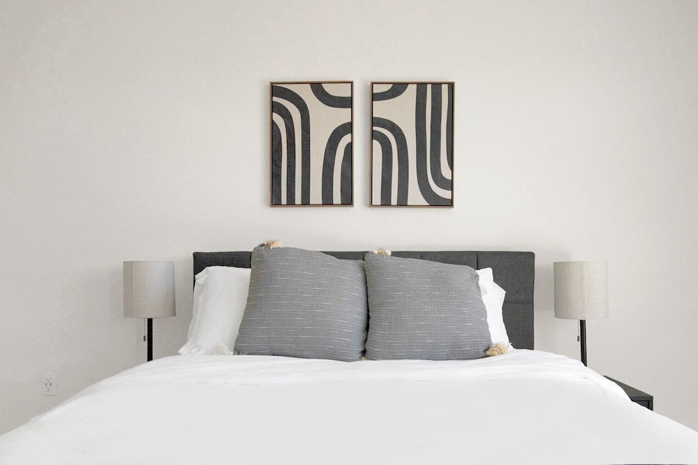 Photo of Bedroom in Uptown