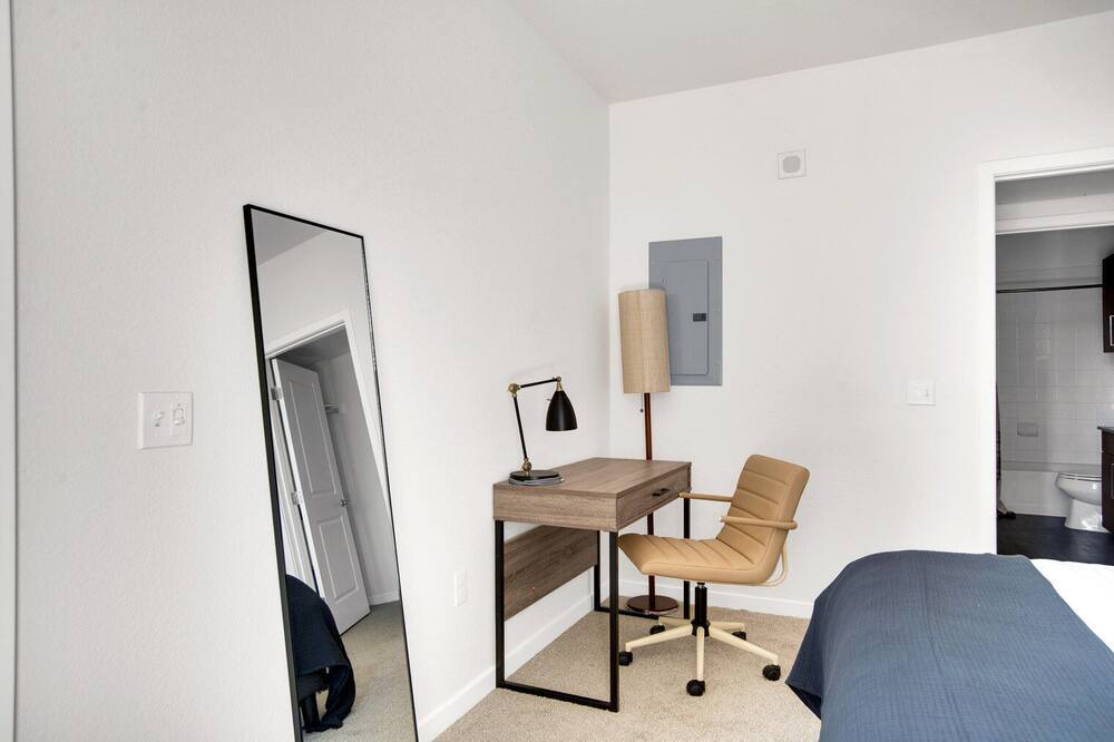 Photo of Bedroom in Uptown