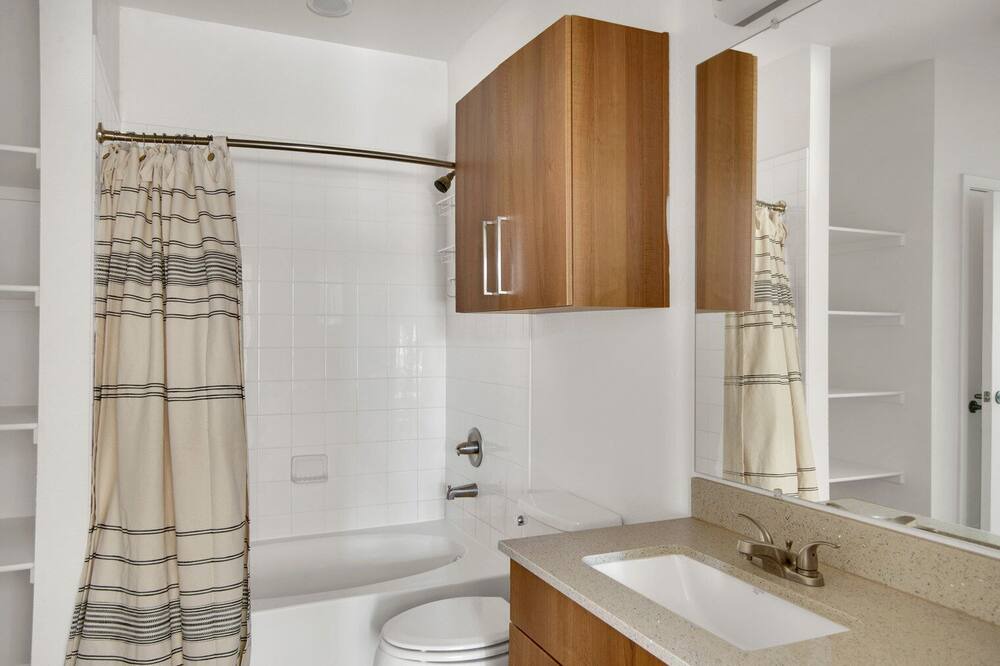 Photo of Bathroom in Uptown