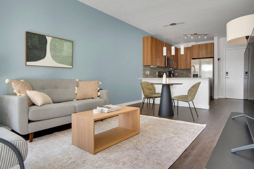 Photo of Livingroom in Uptown
