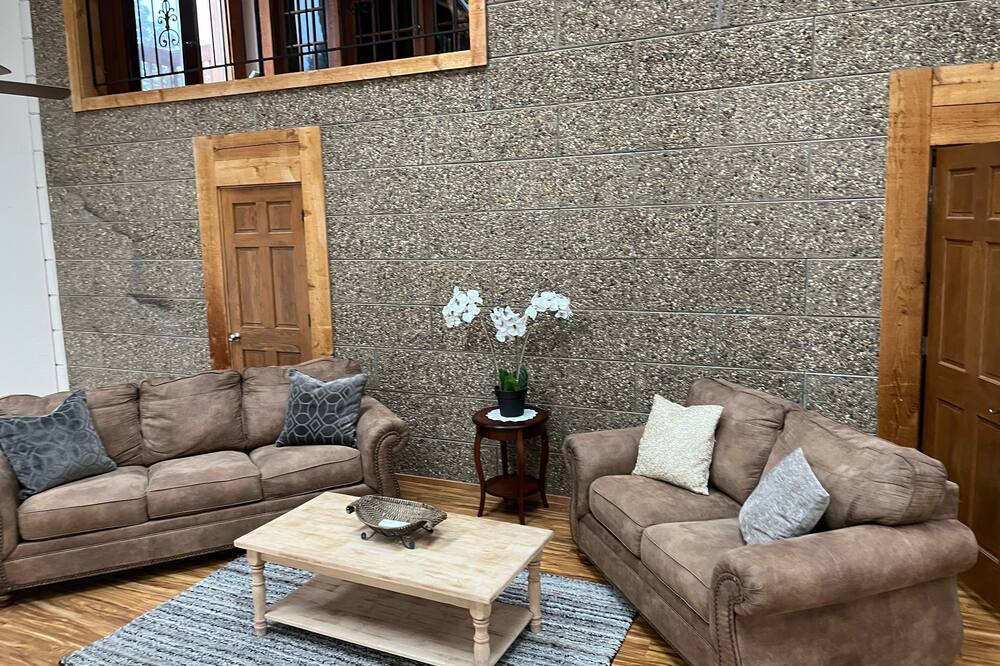 Photo of Livingroom in Elbert