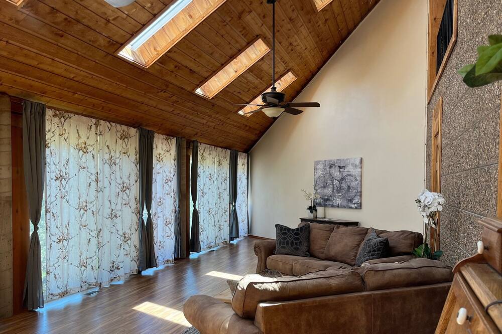 Photo of Livingroom in Elbert