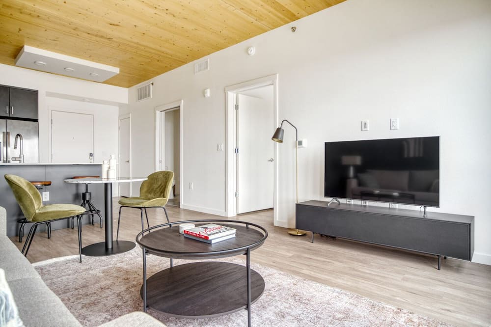 Photo of Livingroom in West Colfax