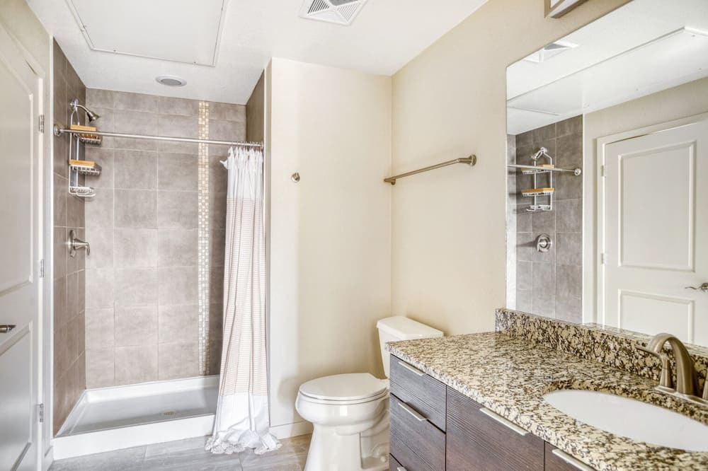 Photo of Bathroom in City Park West