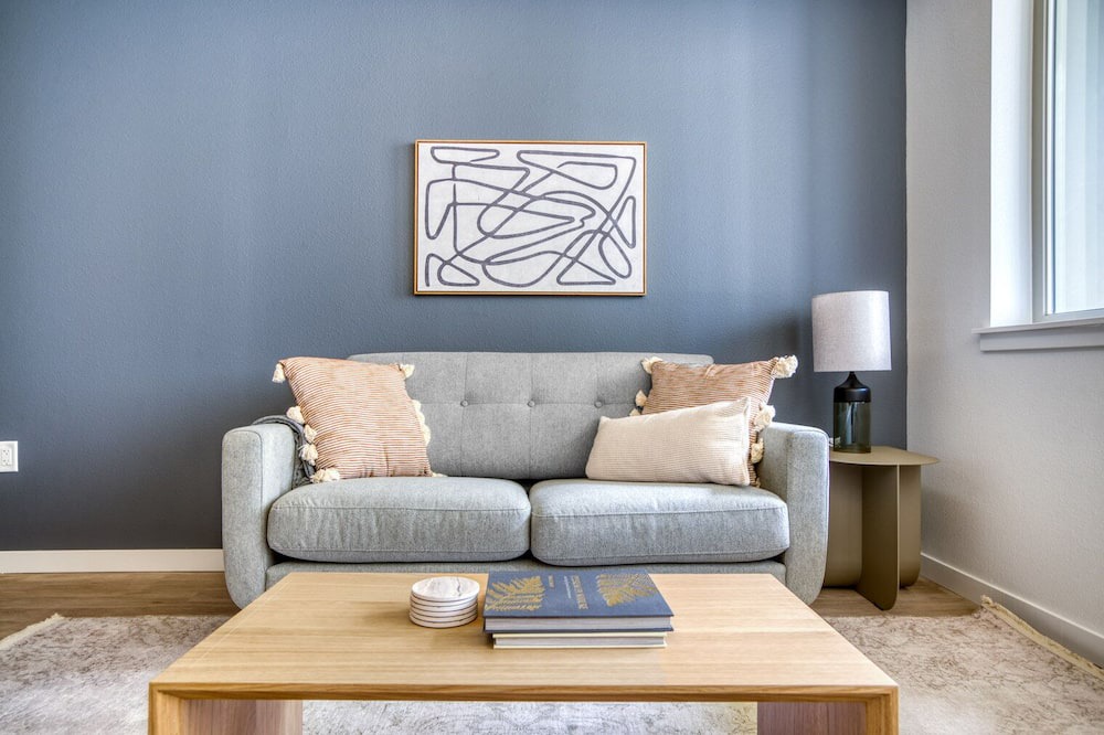 Photo of Livingroom in West Colfax