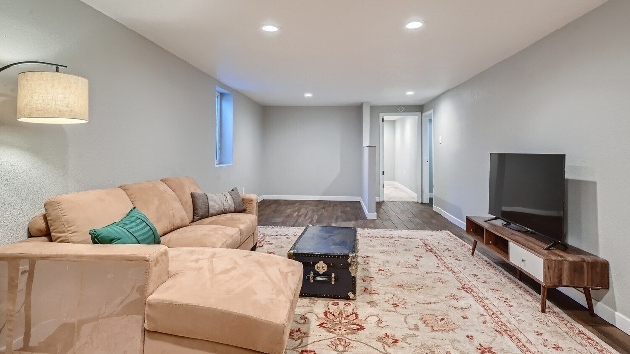 Photo of Livingroom in Longmont