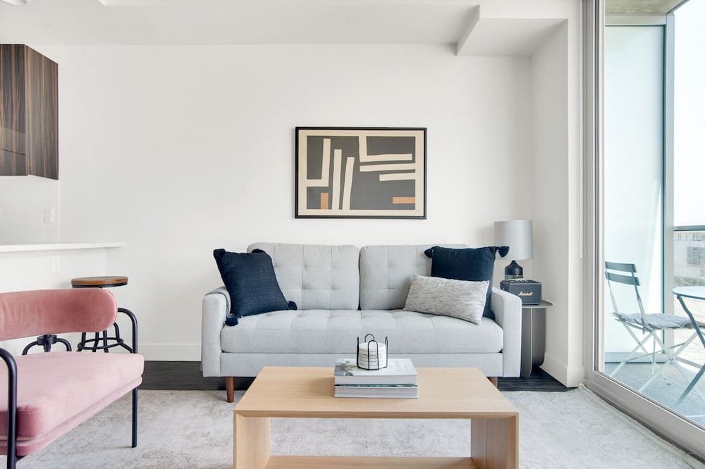 Photo of Livingroom in Golden Triangle
